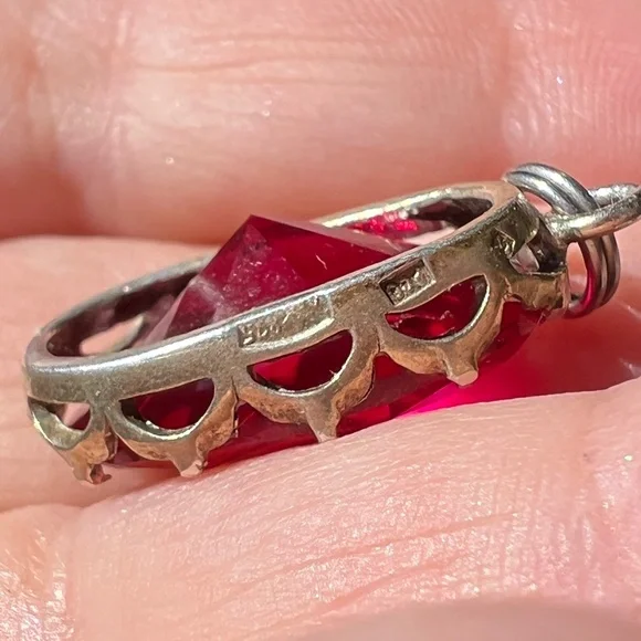 VINTAGE RUBY RED PASTE USSR SOVIET RUSSIAN PENDANT 875 STERLING SILVER STAMPED